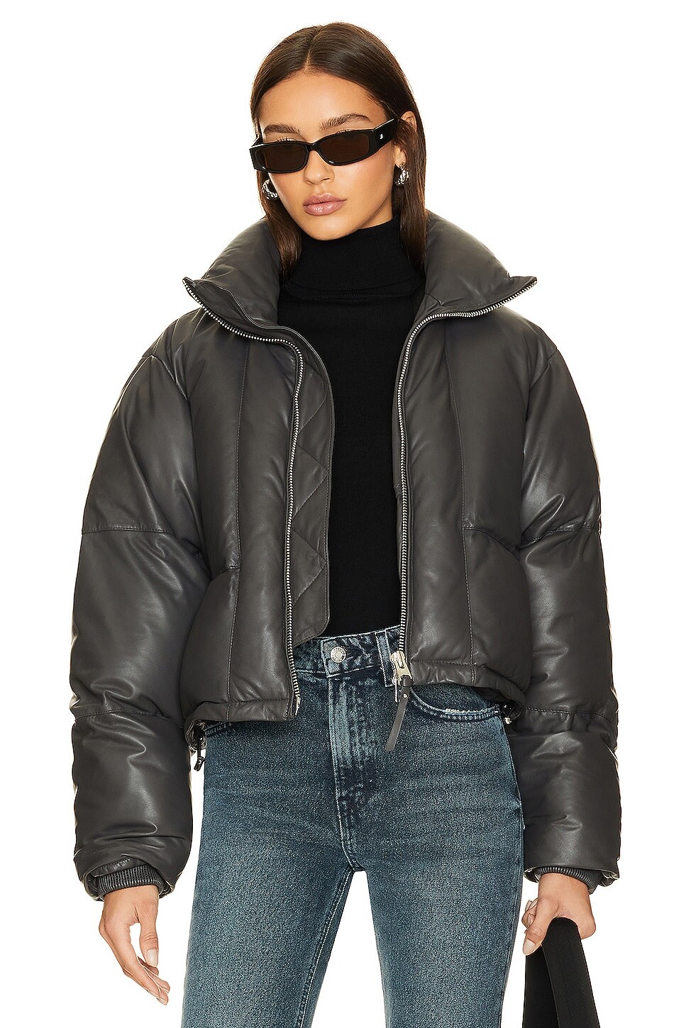 

Пуховик AGOLDE x Shoreditch Ski Club Edie Leather Puffer, цвет Graphite