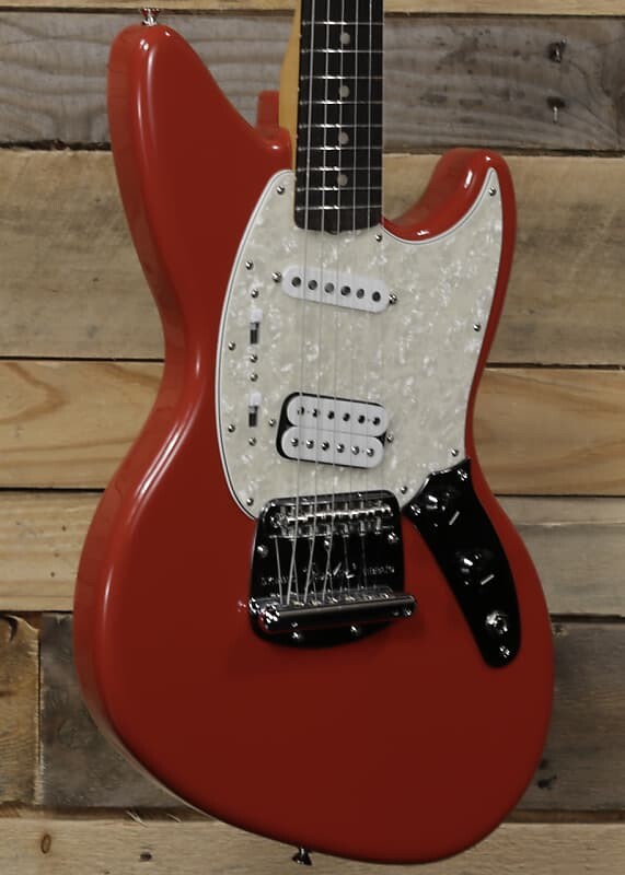 

Электрогитара Fender Kurt Cobain Jag-Stang Electric Guitar Fiesta Red w/ Gigbag