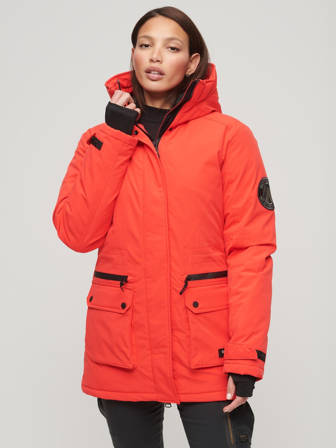 

Утепленная парка City Superdry, закат красный