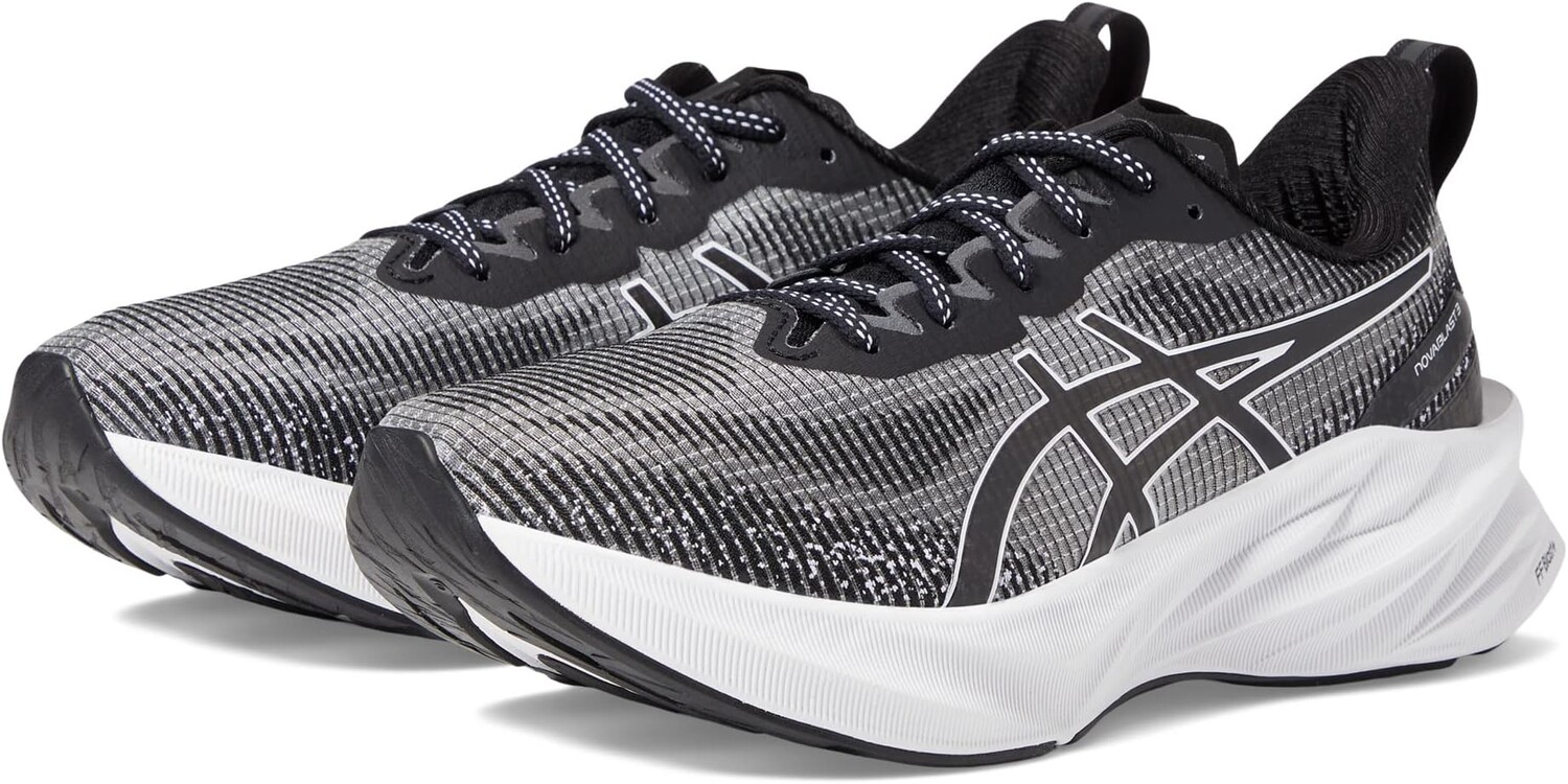 

Кроссовки Novablast 3 ASICS, цвет White/Black 1