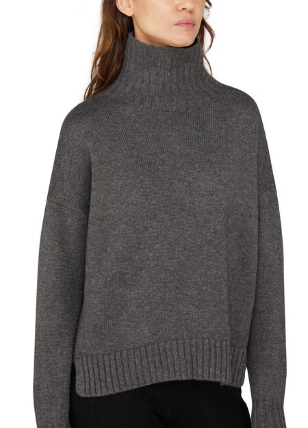 

Джанна свитер Max Mara