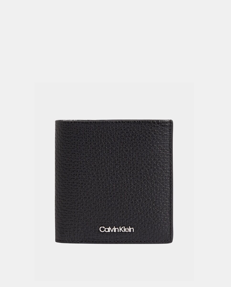 

Черный кожаный кошелек с монетницей Calvin Klein, черный