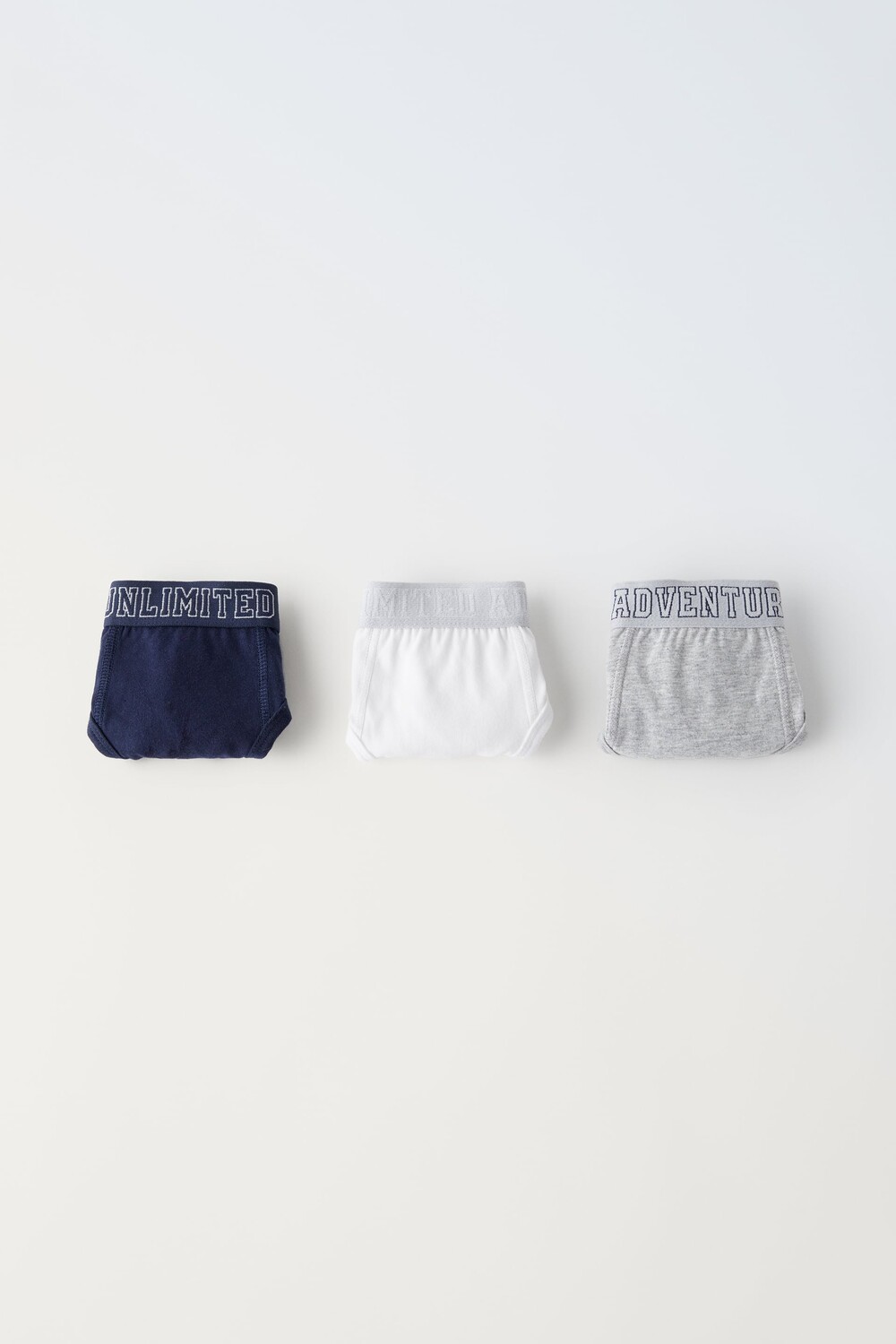 

Дети/ набор из трех одноцветных брюков Zara, белый