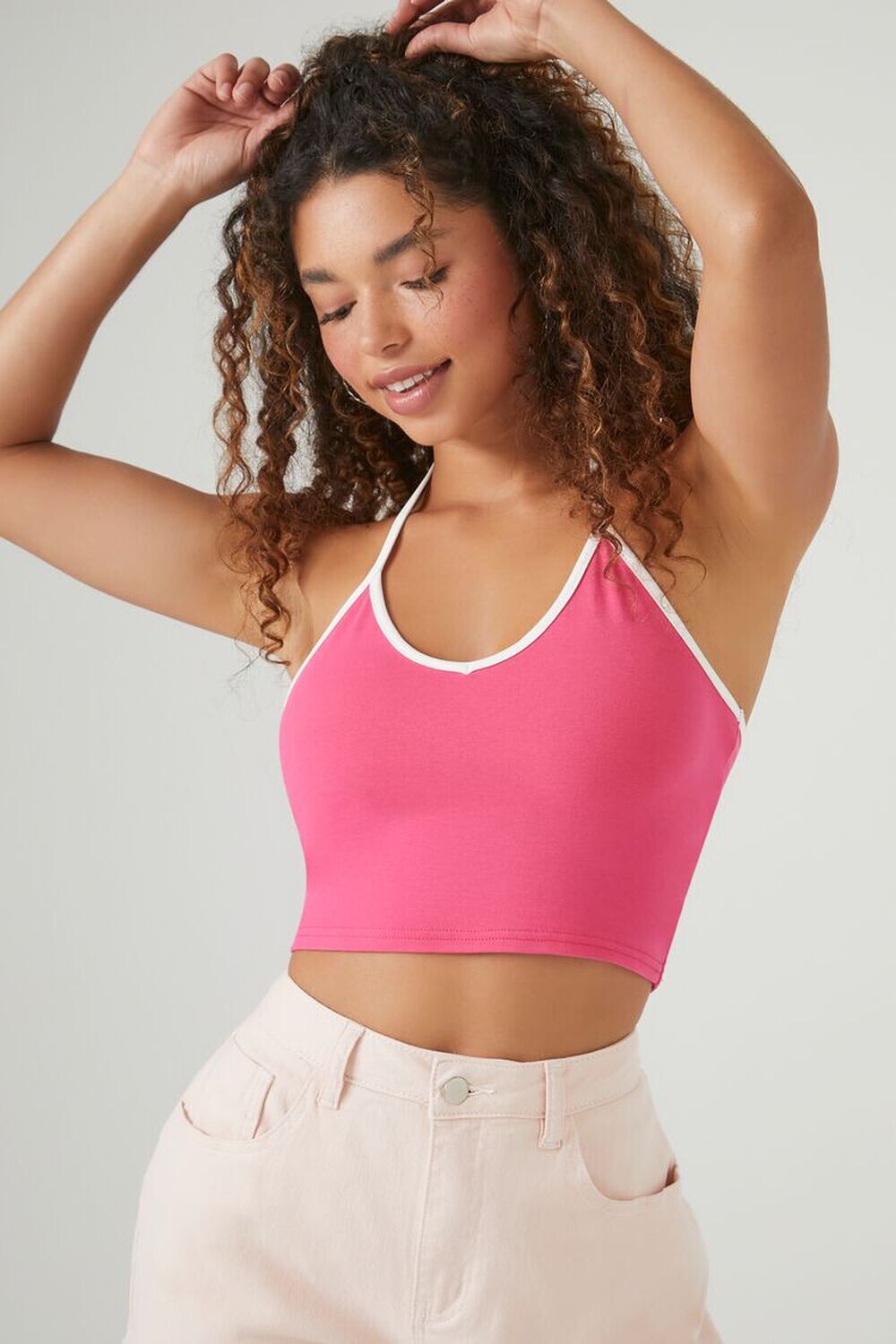 

Укороченный топ Ringer с бретелькой на шее Forever 21, розовый