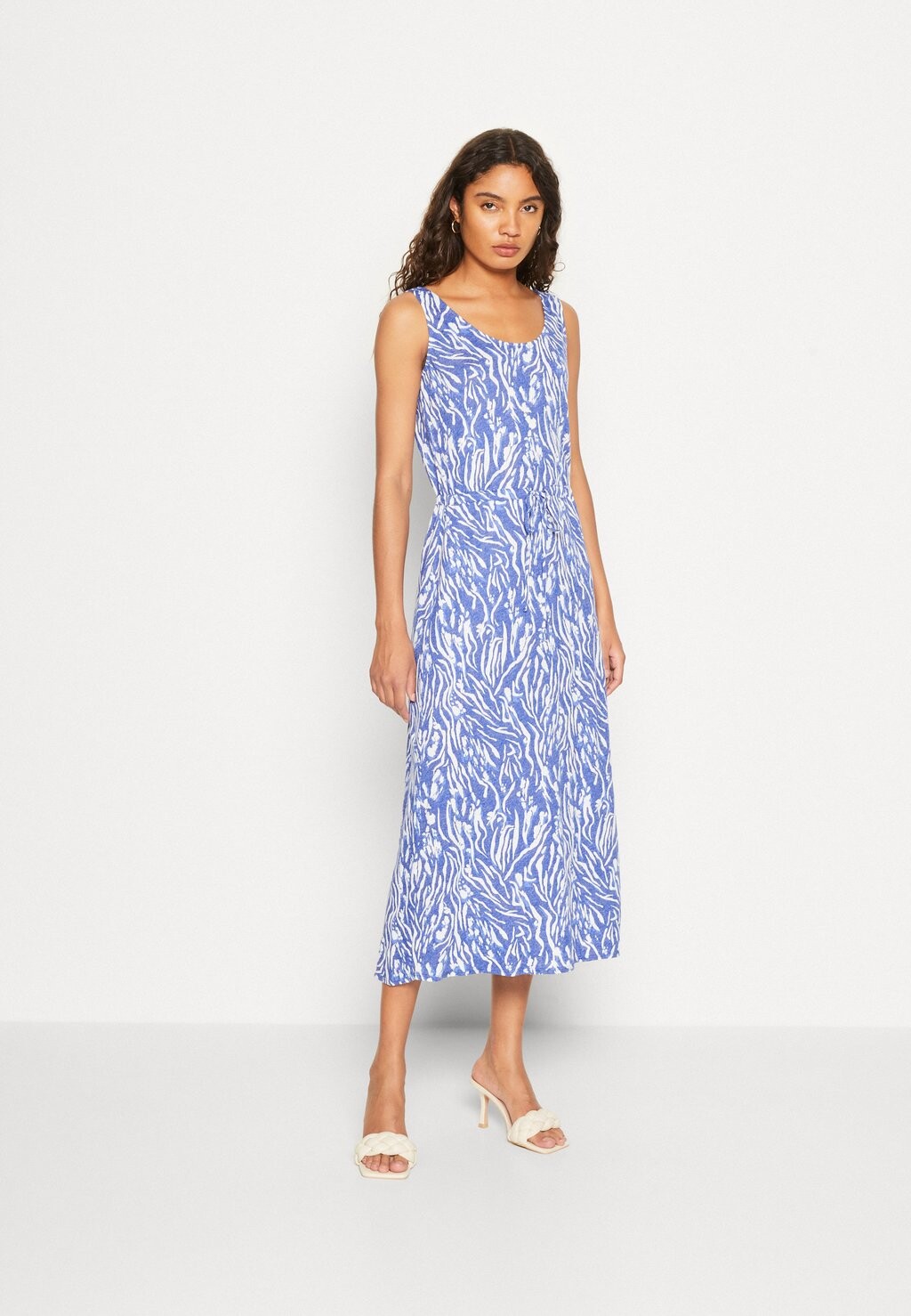 

Платье из трикотажа Marks & Spencer, синий