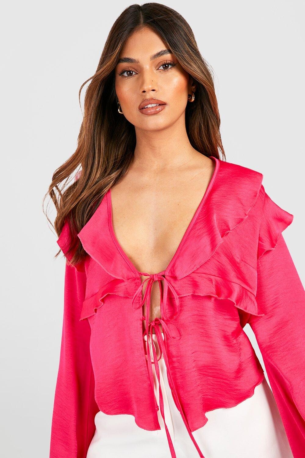 

Блузка из атласного изображения с деталями Boohoo, розовый
