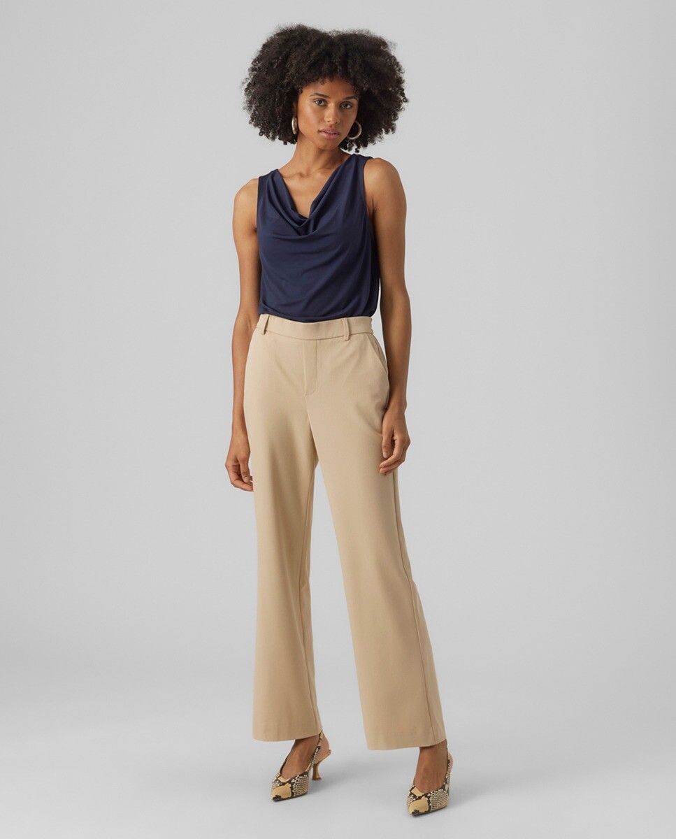 

Прямые женские брюки с резинкой на талии Vero Moda