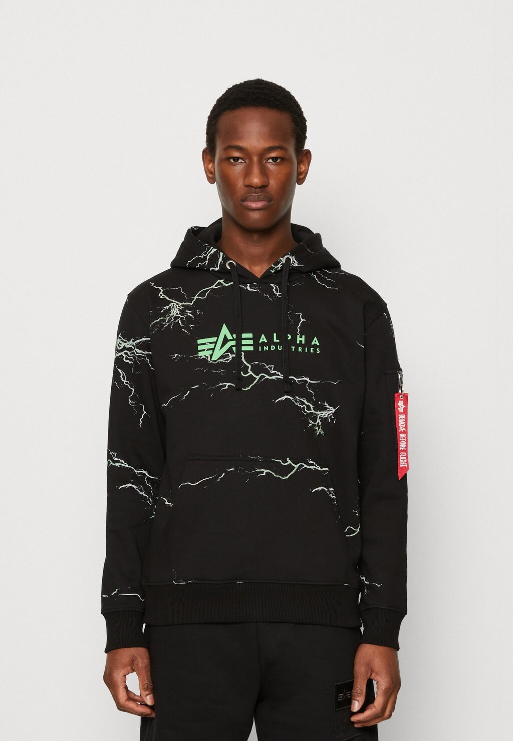

Толстовка Alpha Industries