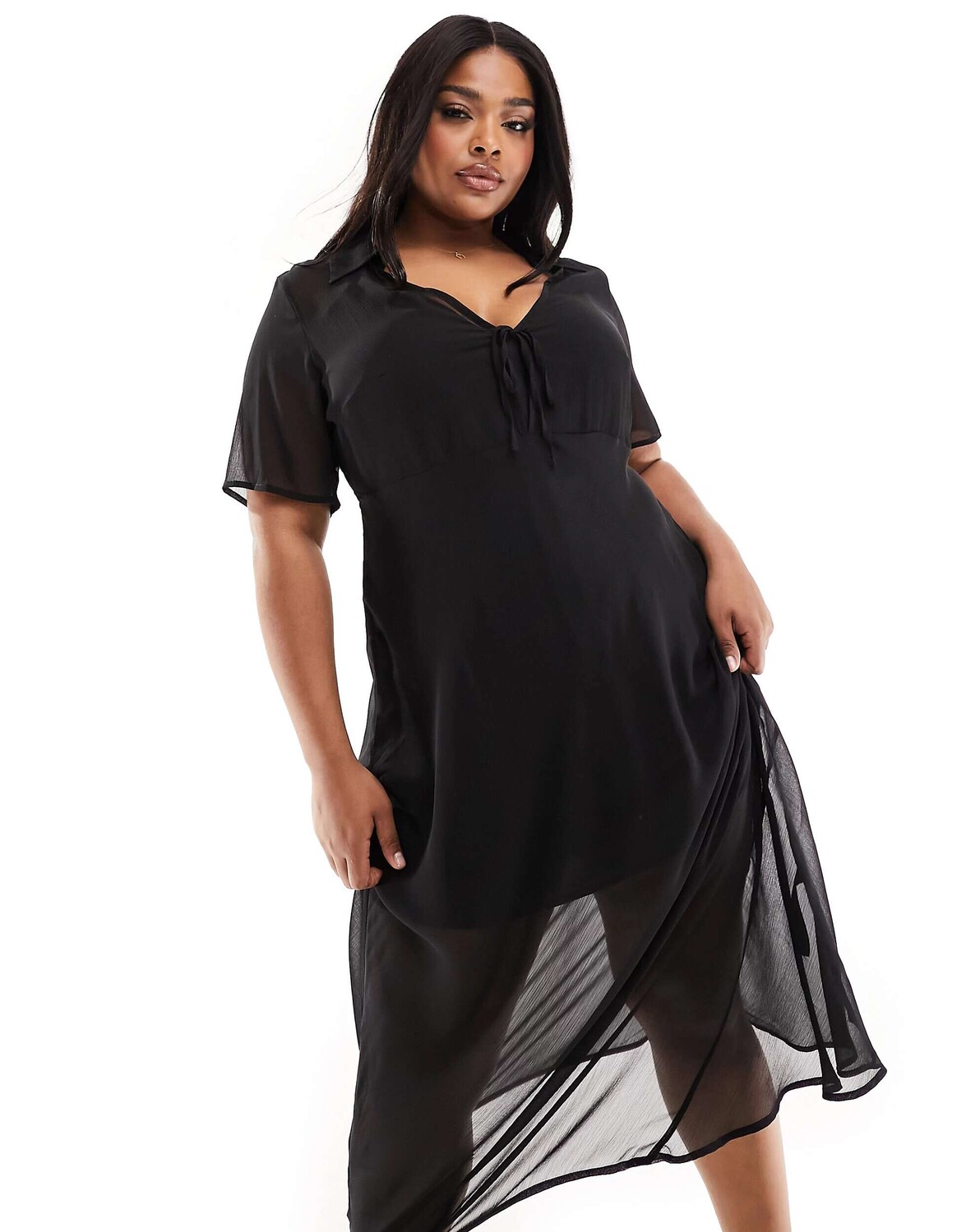 

Черное шифоновое платье миди с короткими рукавами и воротником ASOS DESIGN Curve