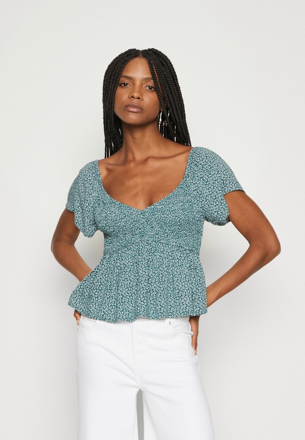 

Рубашка с принтом Hollister Co. SMOCKED BODICE BABYDOLL, зеленый