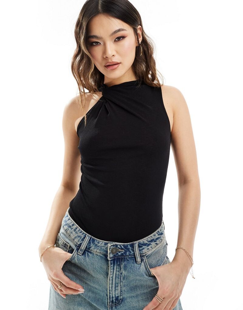 

Черное боди с узлом ASOS DESIGN