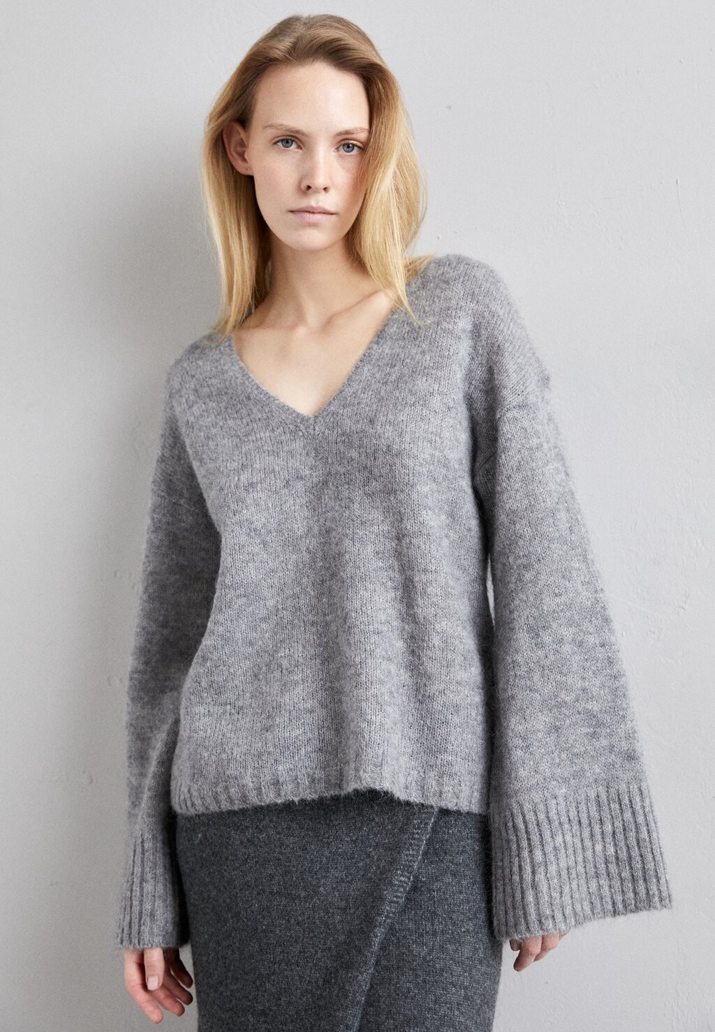 

Свитер Cimone By Malene Birger, цвет grey melange
