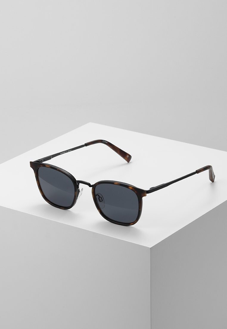 

Солнцезащитные очки RACKETEER Le Specs, цвет smoke