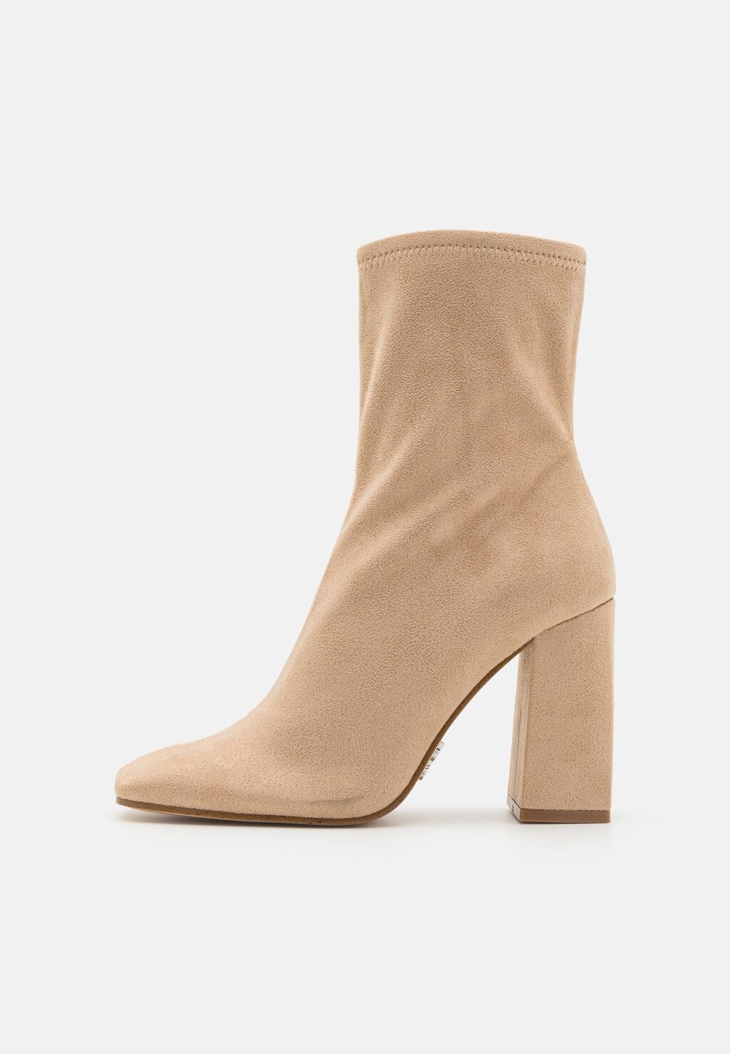 

Сапоги TRAVERSE Steve Madden, обнаженная