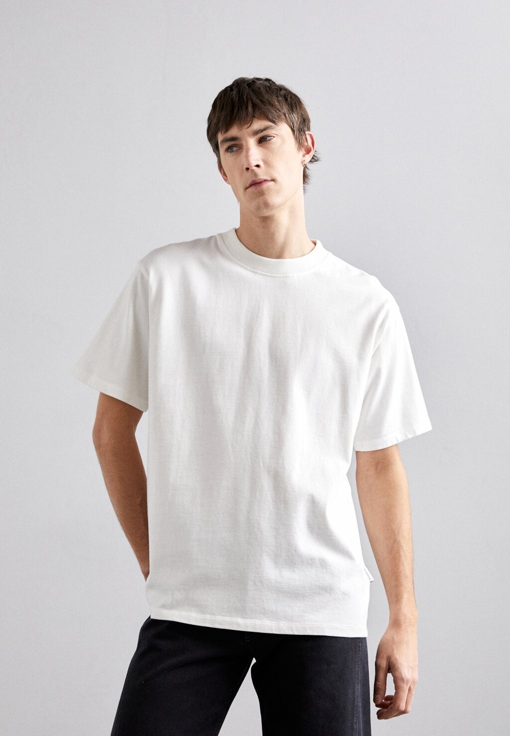 

Футболка базовая NIC STUDIO ID, цвет off-white