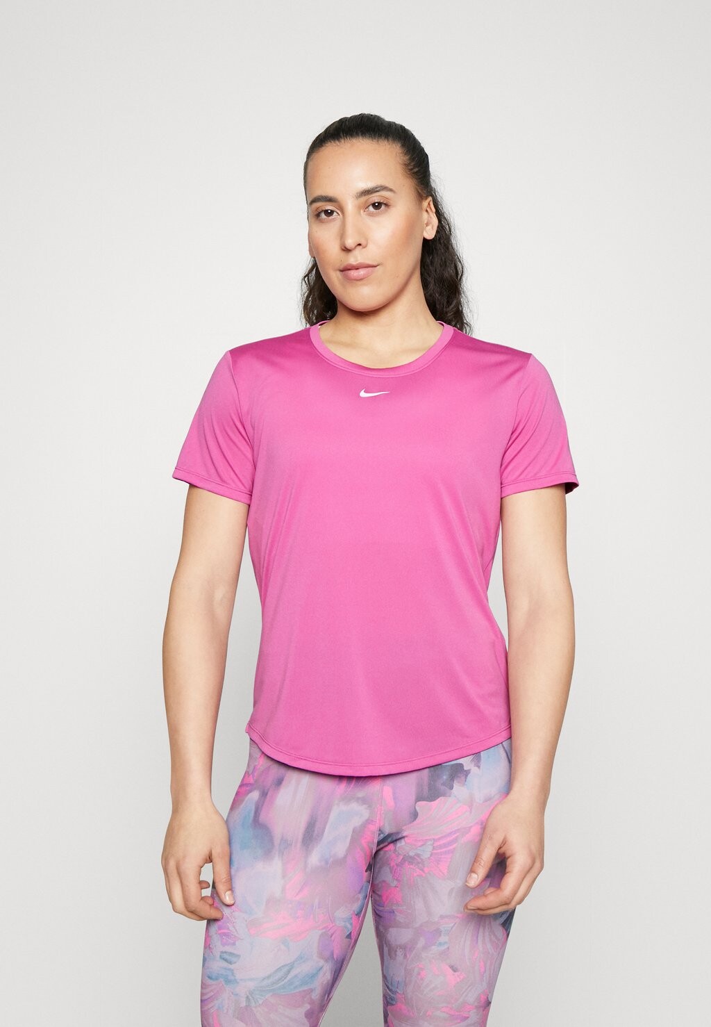 

Спортивная футболка Nike, Розовый