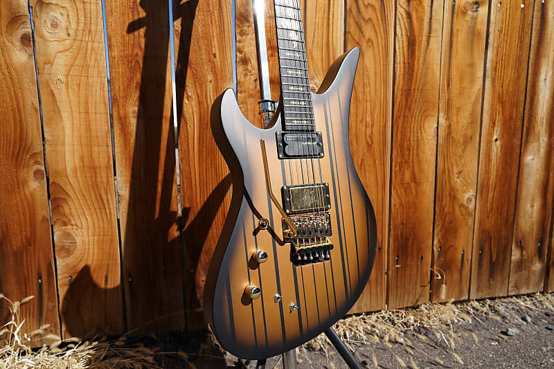 

Электрогитара Schecter Diamond Series Synyster Custom-S Satin Gold Burst Left Handed 6-String Guitar