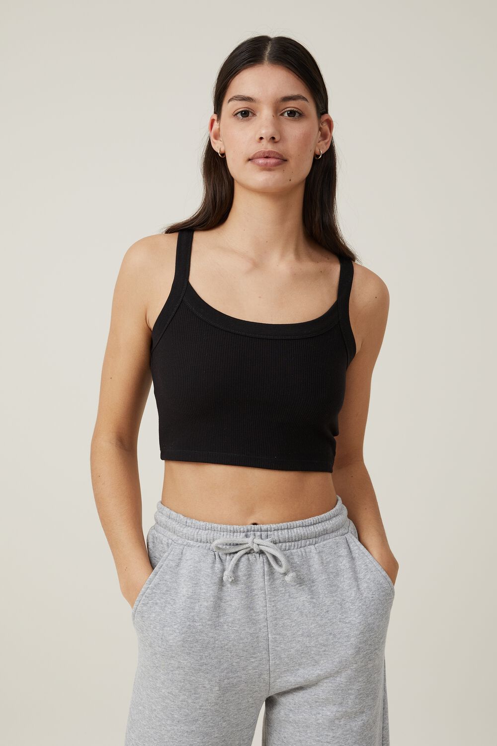 Топ Ribbed Crop Top Deha. Deha спортивный топ. Спортивная футболка женская. Cropped Rib Tank Reebok.