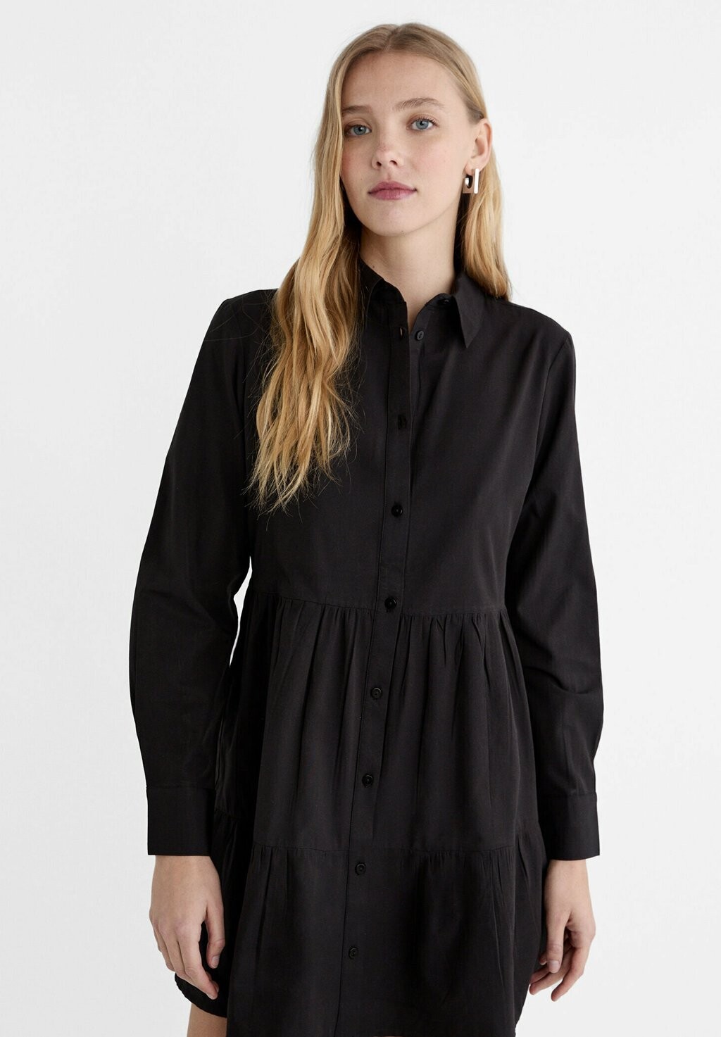 

Платье-блузка SHORT Stradivarius, цвет black