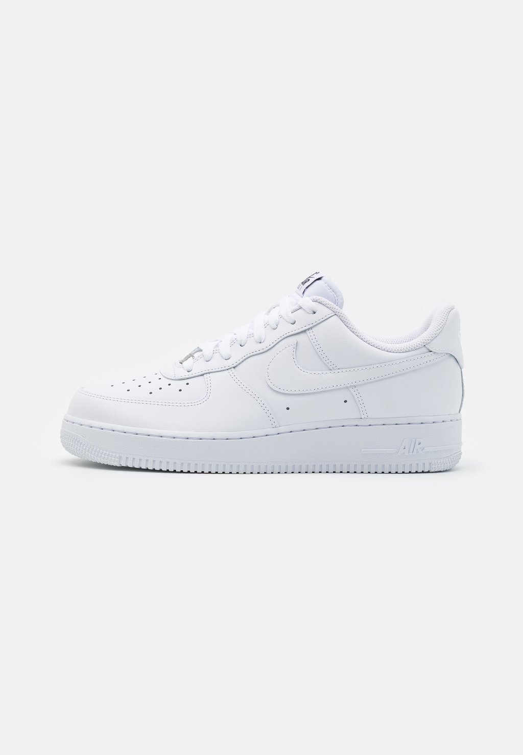 

Низкие кроссовки AIR FORCE 1 07 FLYEASE Nike, БЕЛЫЙ