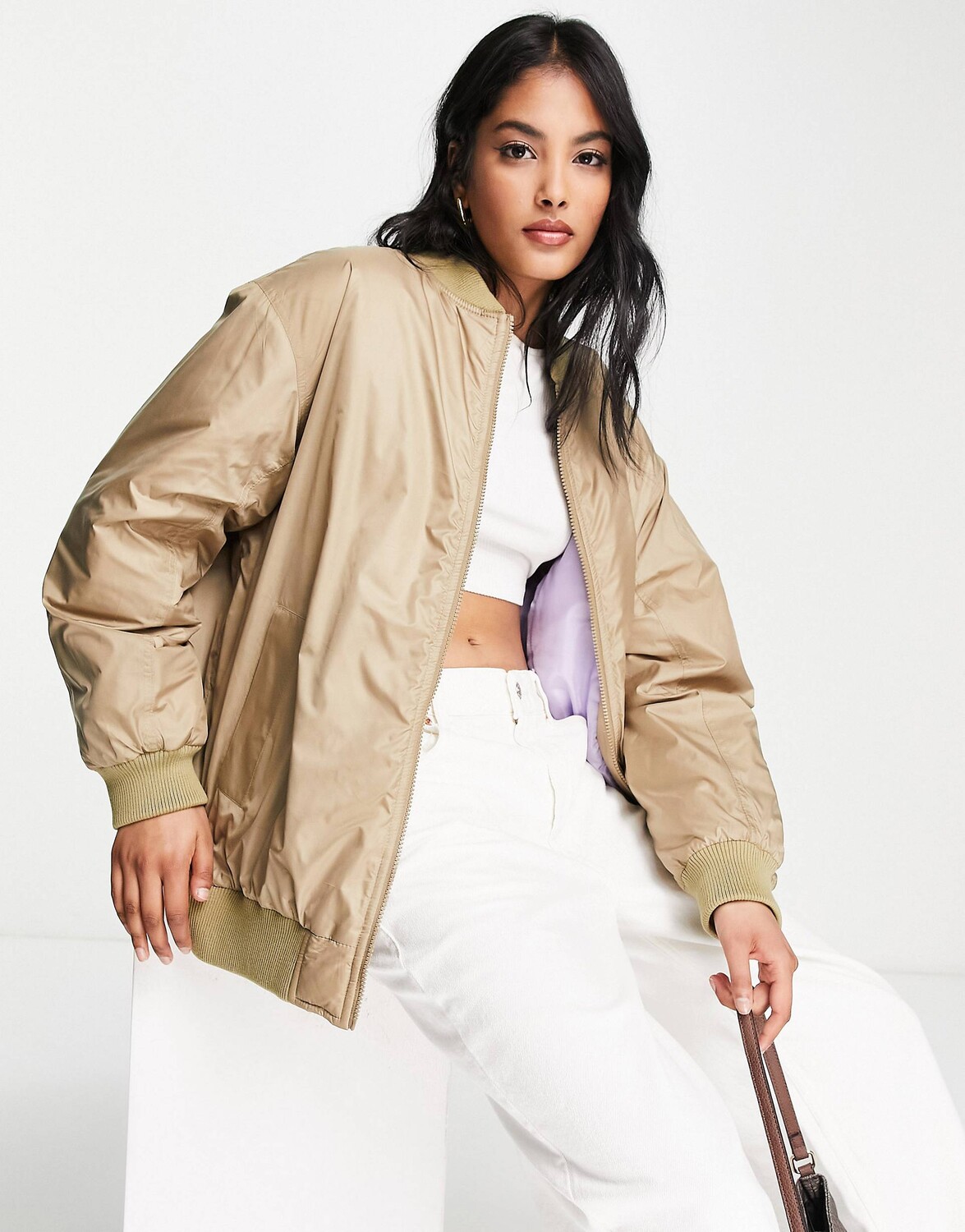 

Светло-коричневый бомбер ASOS DESIGN
