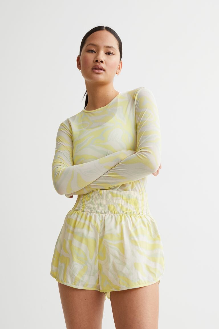 

Спортивные нейлоновые шорты H&M, желтый/узор