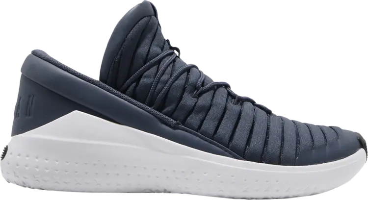 

Кроссовки Jordan Flight Luxe Thunder Blue, синий