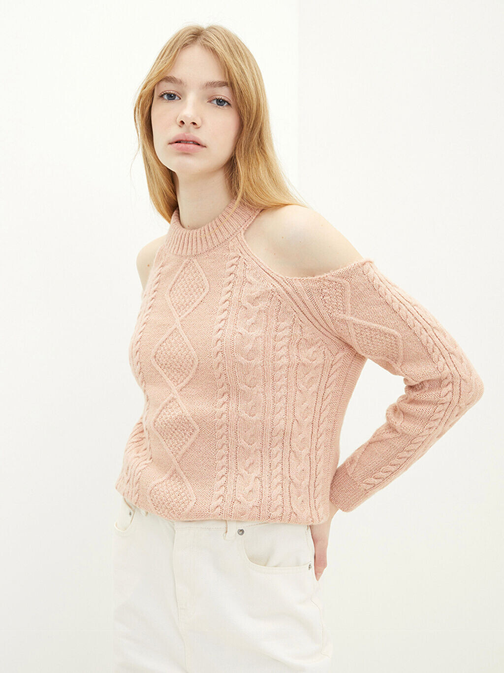 

Женский трикотажный свитер с круглым вырезом и длинным рукавом LCW Casual, Коричневый