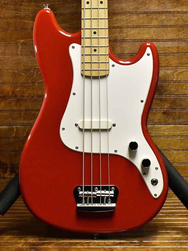 

Squier Affinity Bronco Bass Torino Красный Affinity Bronco Bass Torino Red