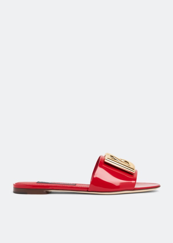 цена Сандалии DOLCE&GABBANA DG logo sandals, красный
