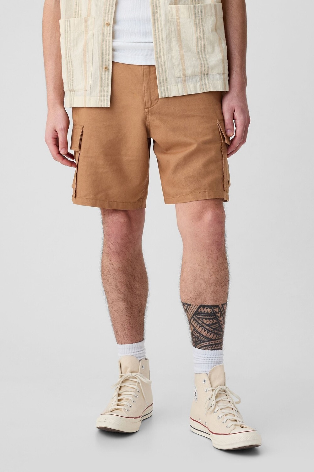 

Льняные хлопковые шорты карго Gap, коричневый