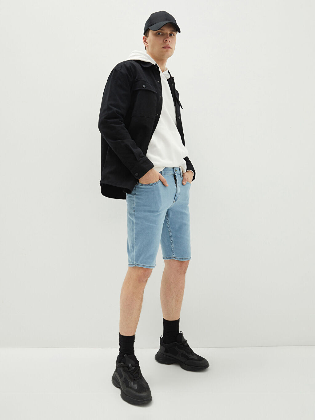 

Мужские джинсовые шорты стандартного кроя LCW Jeans