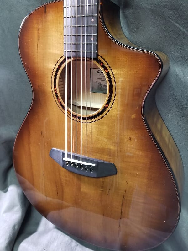 

Breedlove Pursuit Exotic S Myrtlewood Concert CE 12 String Amber