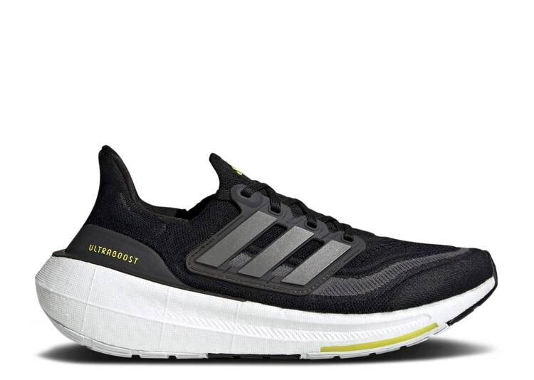

Кроссовки Adidas WMNS ULTRABOOST LIGHT 'CORE BLACK', черный