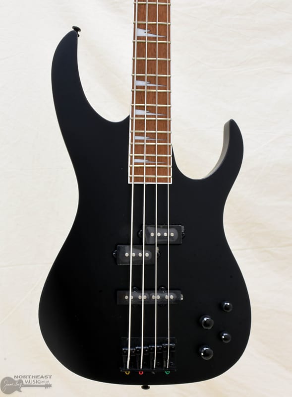 цена Бас-гитара Ibanez RGB300 - черная плоская RGB300 Electric Bass Guitar