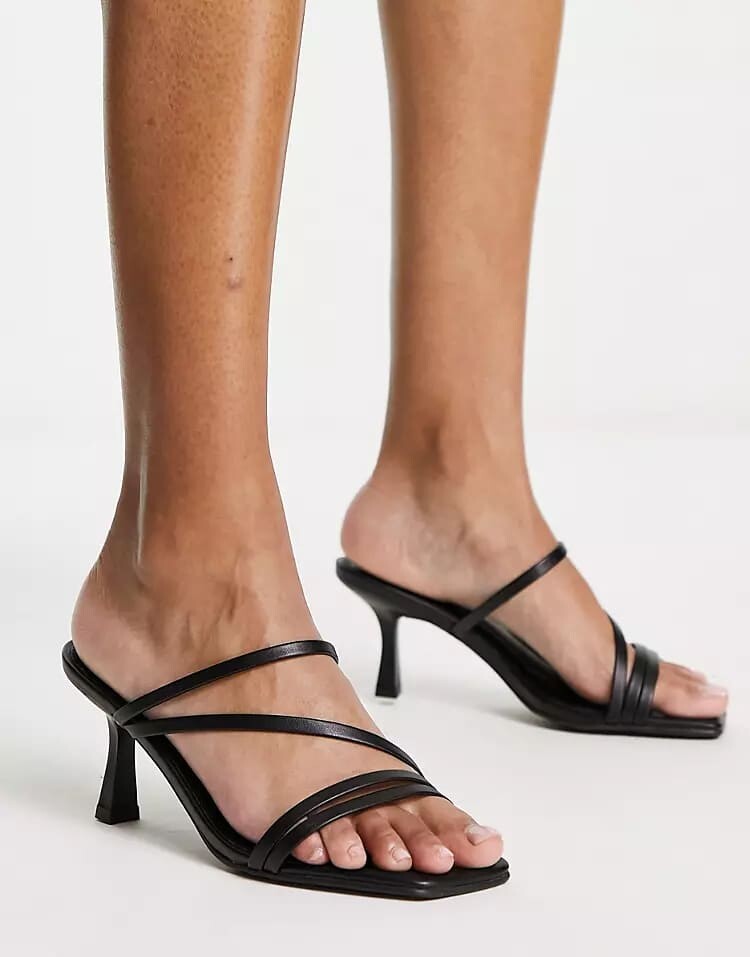 

Мюли ASOS DESIGN Hartley Strappy Mid Heeled, черный
