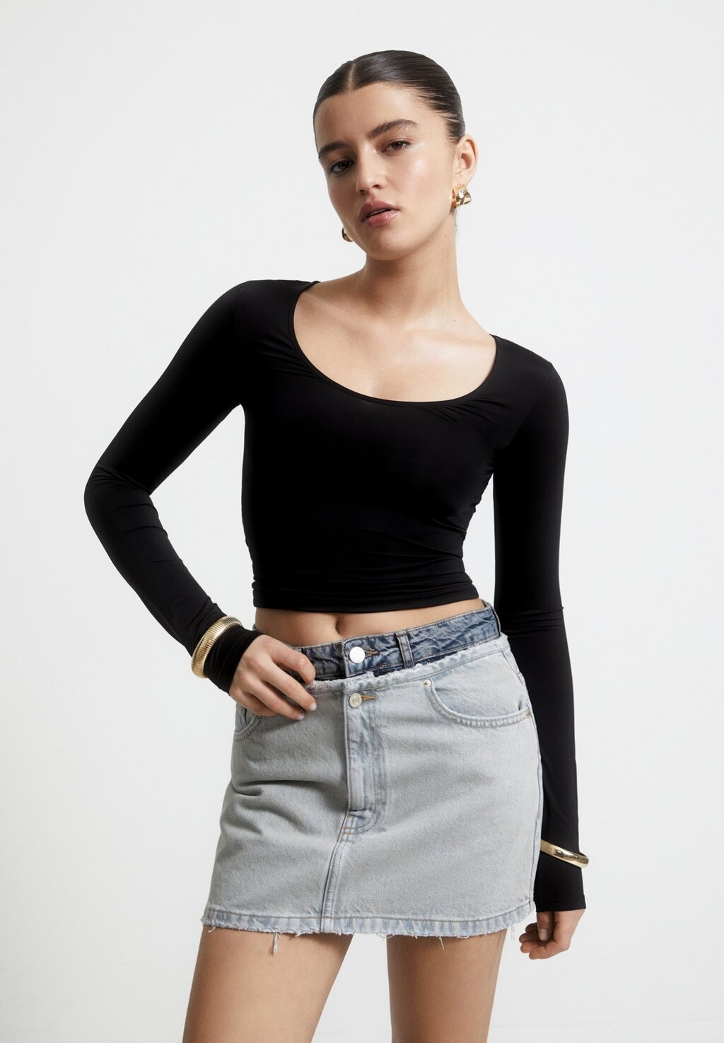 

Топ с длинными рукавами SLIM FIT PULL&BEAR, цвет black