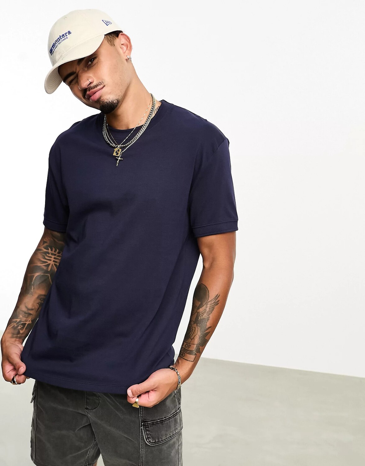 

Футболка Asos Design Relaxed Fit With Crew Neck, темно-синий