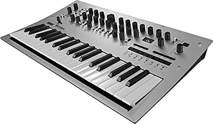Аналоговый синтезатор Korg Minilogue korg monologue bk монофонический аналоговый синтезатор основан на принципах старшей модели minilogue