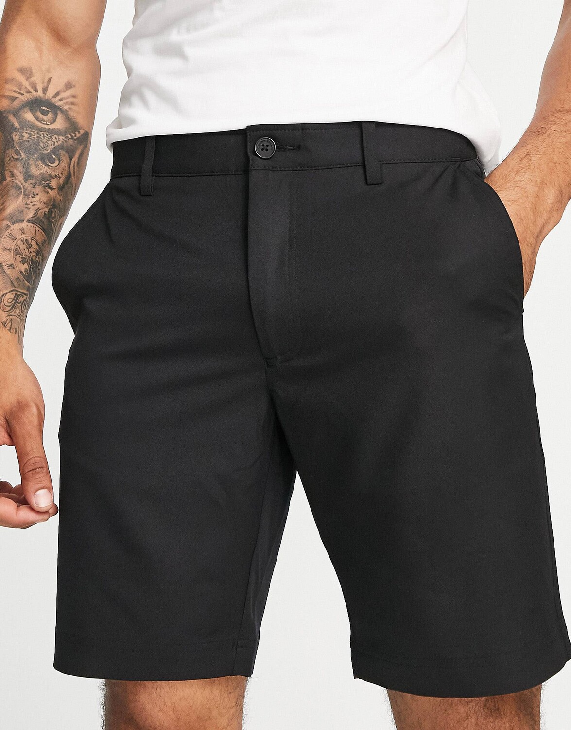 

Черные эластичные шорты классической посадки Calvin Klein Golf Bullet