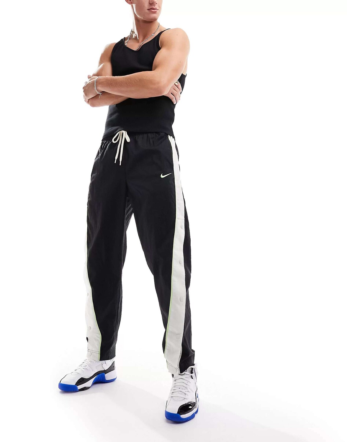 

Тканые джоггеры Nike с кнопками по бокам
