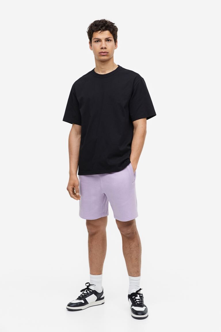 

Спортивные шорты стандартной посадки H&M, светло-фиолетовый