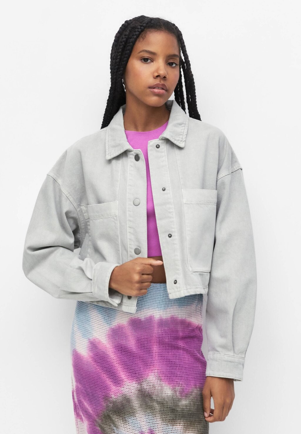 

Легкая куртка PULL&BEAR