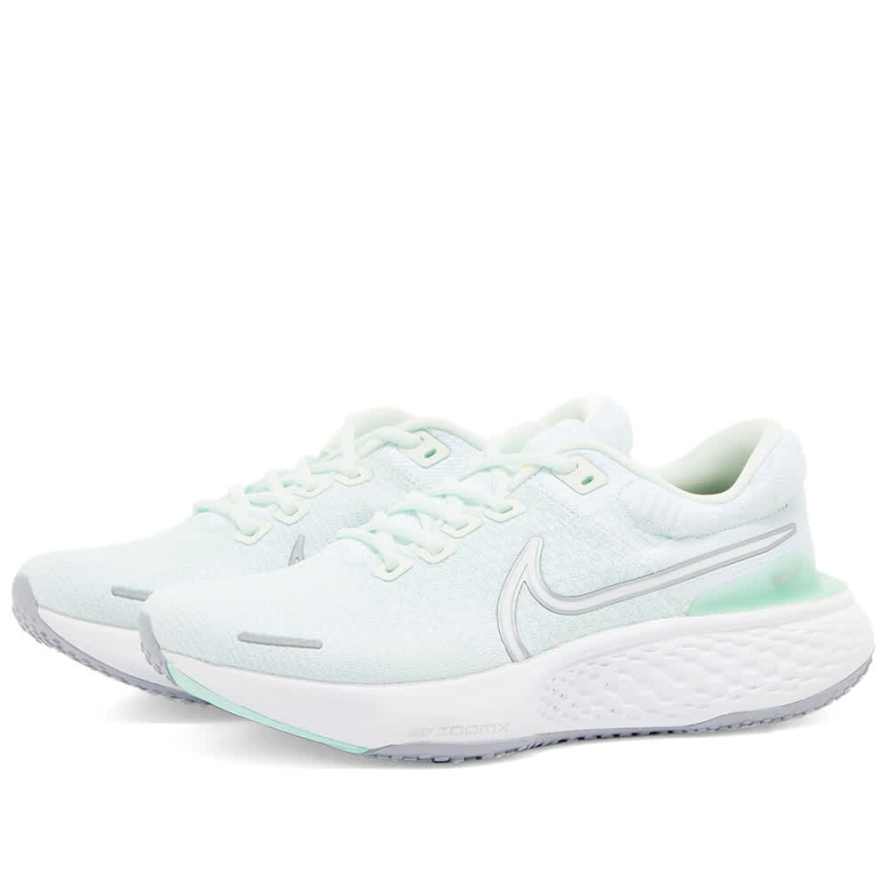 

Кроссовки Nike ZoomX Invincible Run Flyknit 2 W