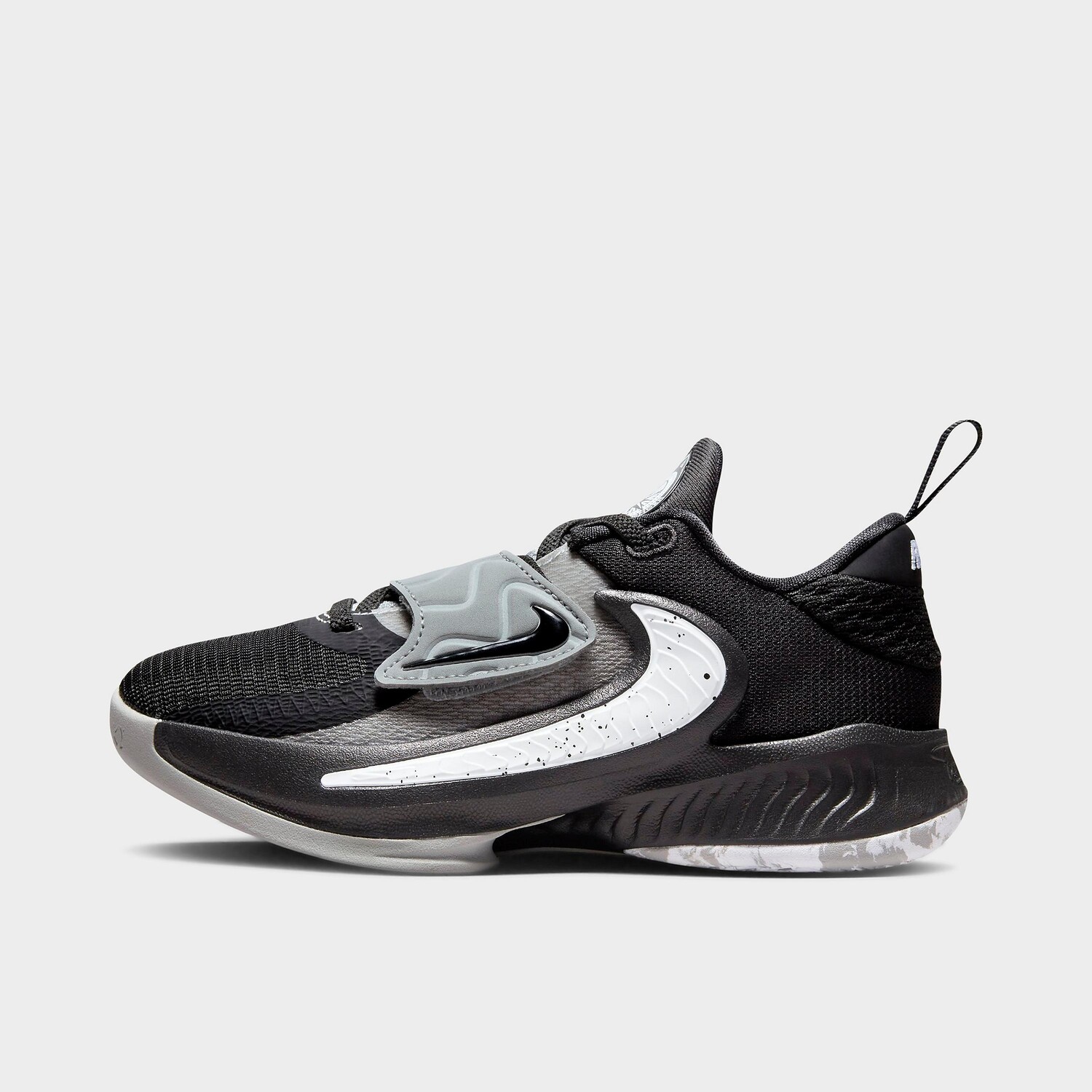 

Баскетбольные кроссовки Nike Freak 4 для маленьких детей, черный