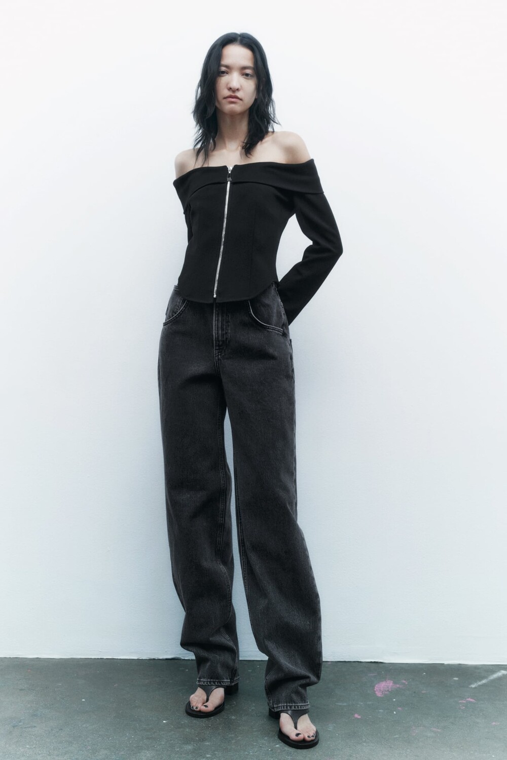 Топ с открытыми плечами ZARA, черный
