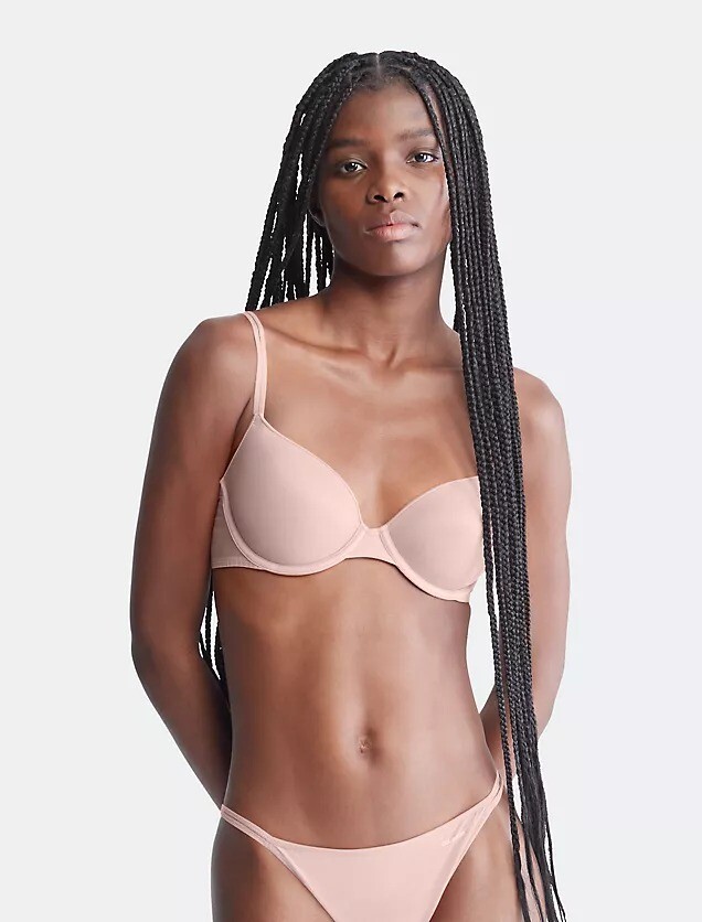 

Бюстгальтер Calvin Klein Sheer Marquisette Lightly Lined Demi, бежевый