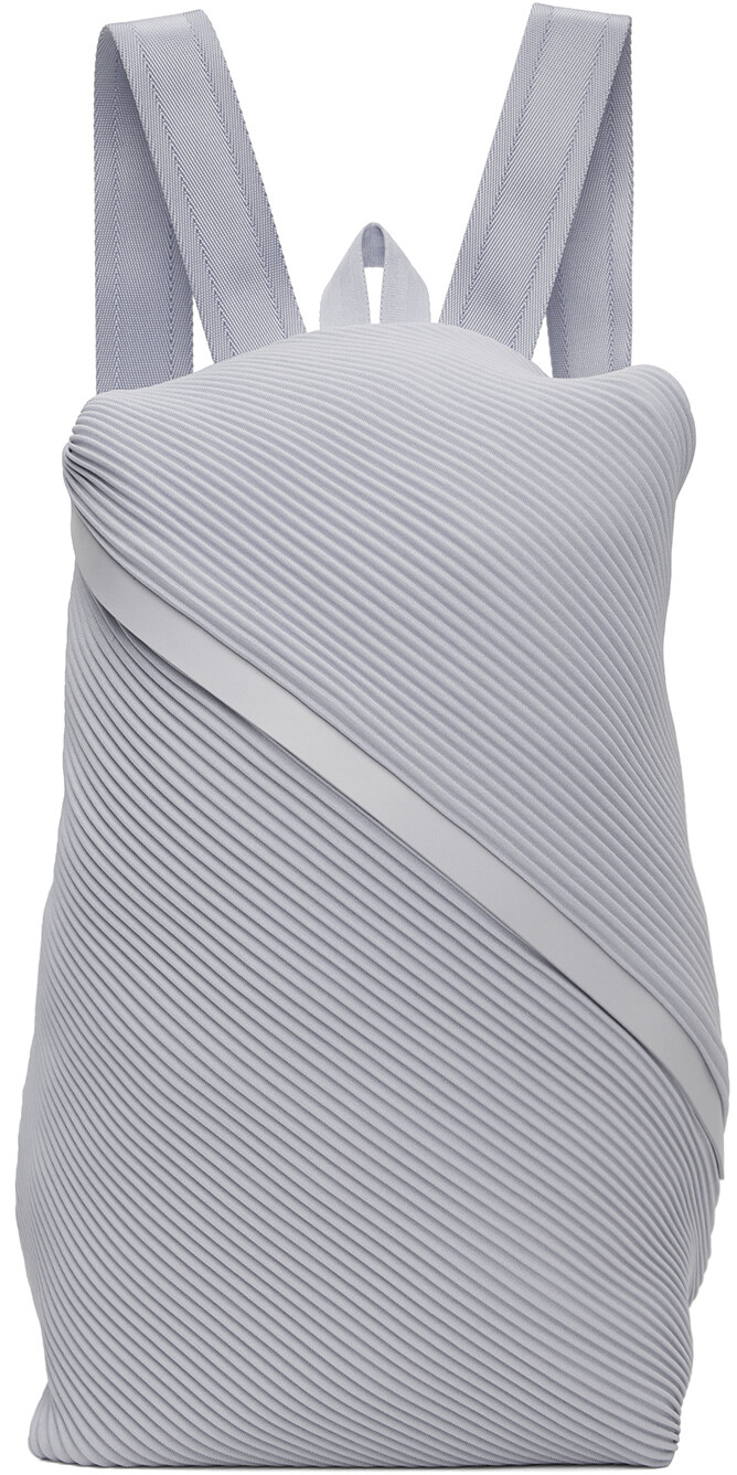 

Серый рюкзак со складками по косой Pleats Please Issey Miyake
