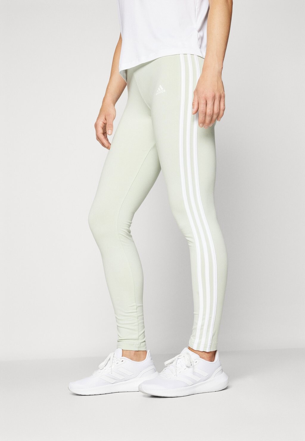 

Леггинсы Essentials Stripes Leggings adidas Sportswear, лен зеленый
