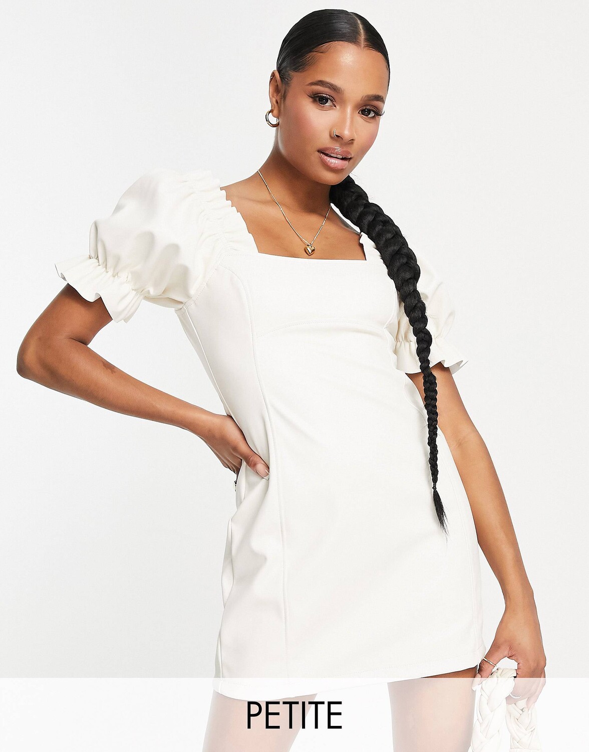 

Кремовое платье мини из искусственной кожи с пышными рукавами Miss Selfridge Petites, Бежевый